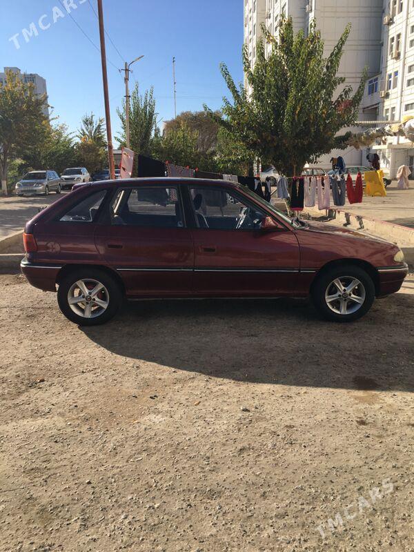 Opel Astra 1992 - 39 000 TMT - Дашогуз - img 3
