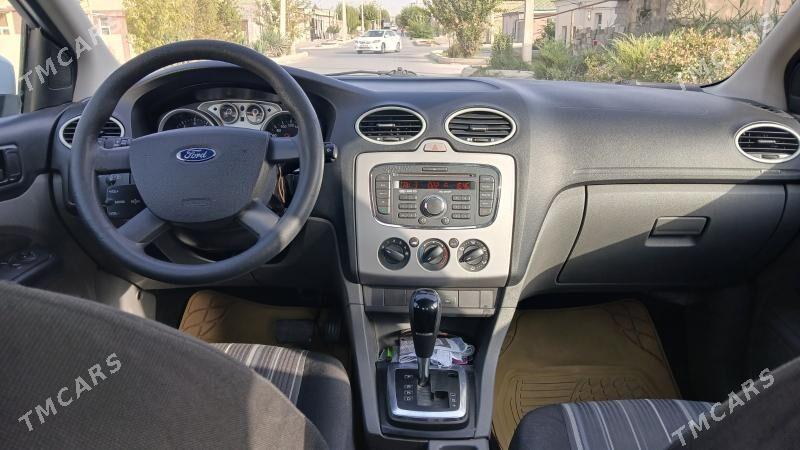 Ford Focus 2010 - 110 000 TMT - Гёкдже - img 3