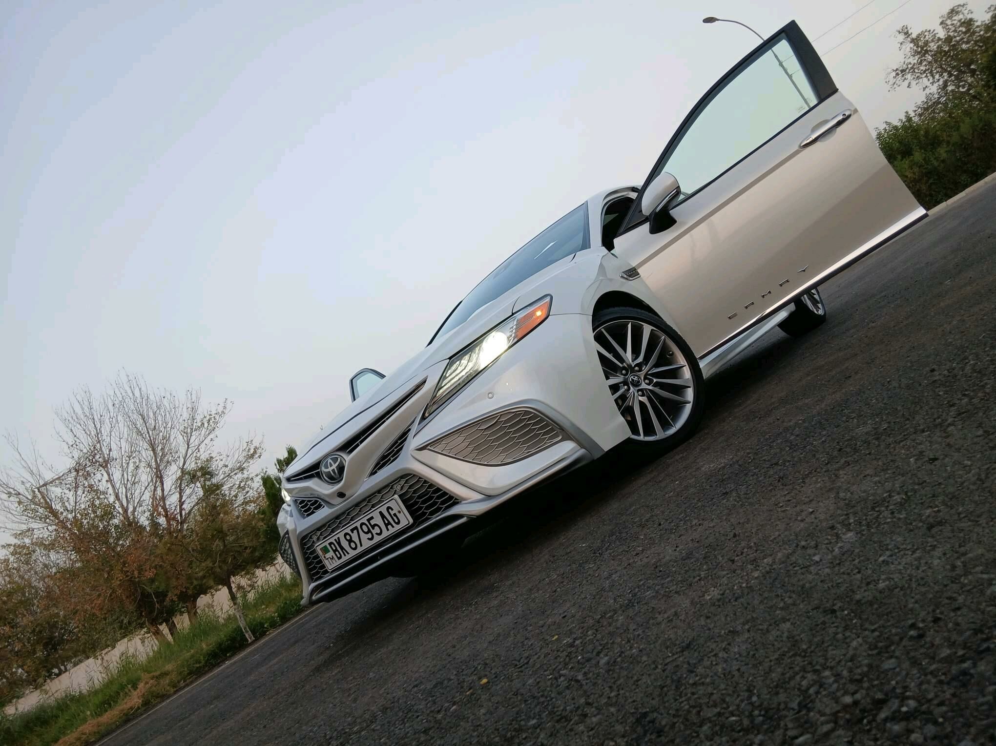 Toyota Camry 2019 - 350 000 TMT - Ашхабад - img 10
