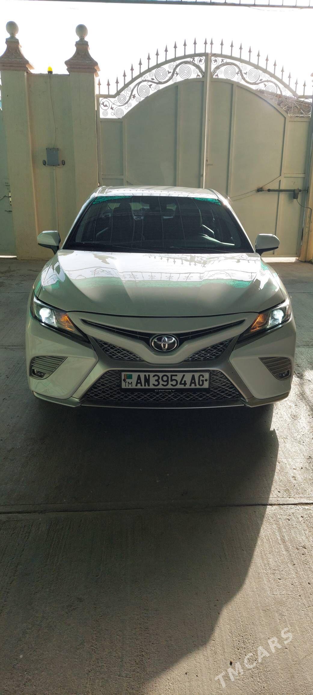 Toyota Camry 2020 - 263 000 TMT - Aşgabat - img 6