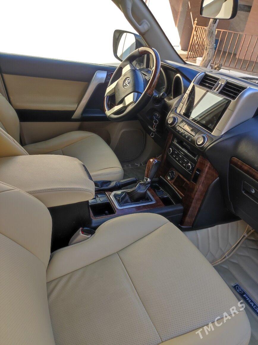 Toyota Land Cruiser Prado 2012 - 520 000 TMT - Байрамали - img 8