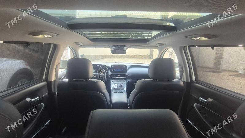 Hyundai Santa Fe 2022 - 390 000 TMT - Мары - img 5