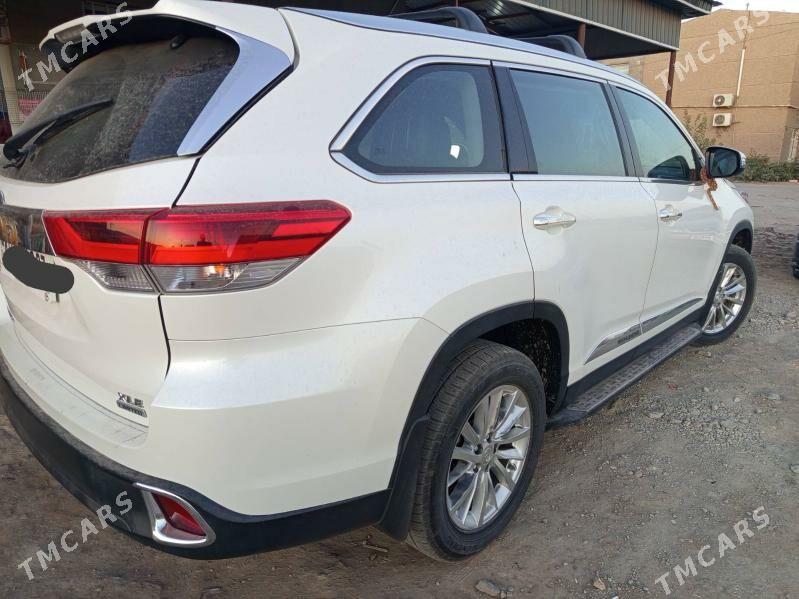 Toyota Highlander 2019 - 440 000 TMT - Кёнеургенч - img 6