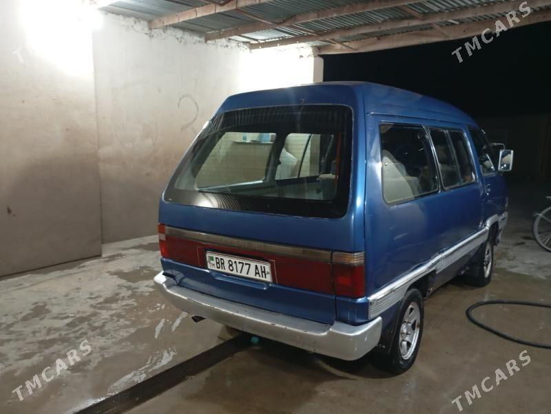 Toyota Town Ace 1989 - 23 000 TMT - Кака - img 2
