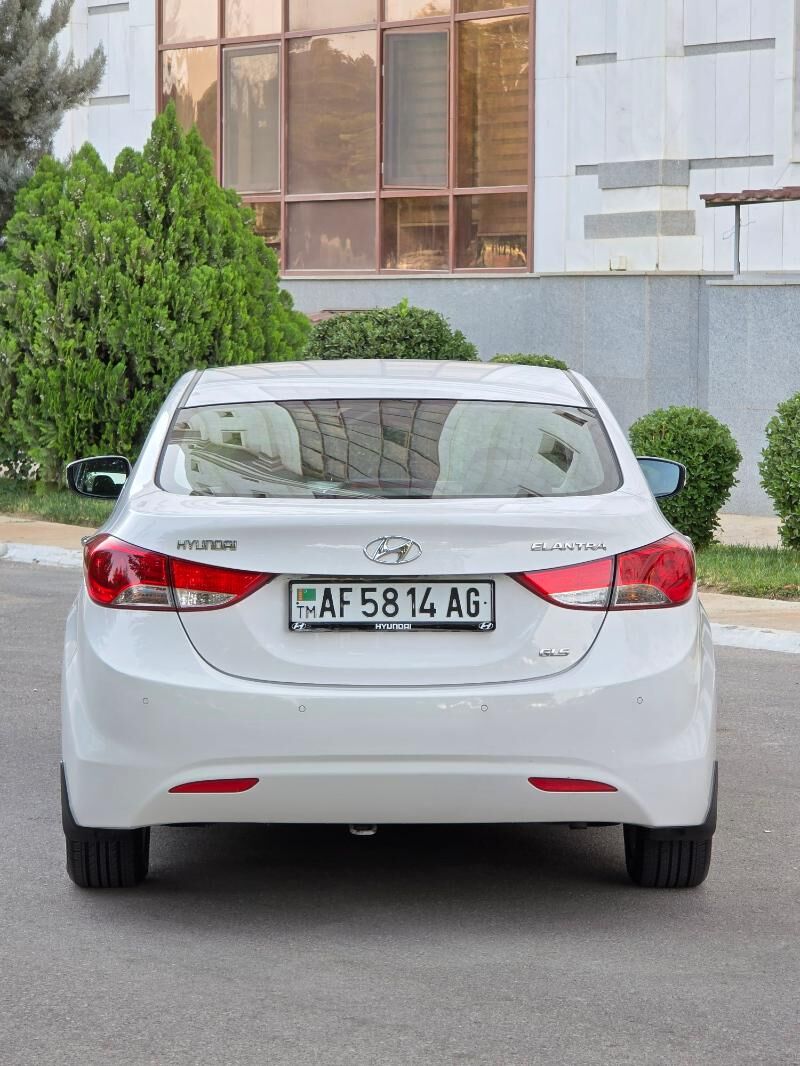 Hyundai Elantra 2013 - 178 000 TMT - Ашхабад - img 6