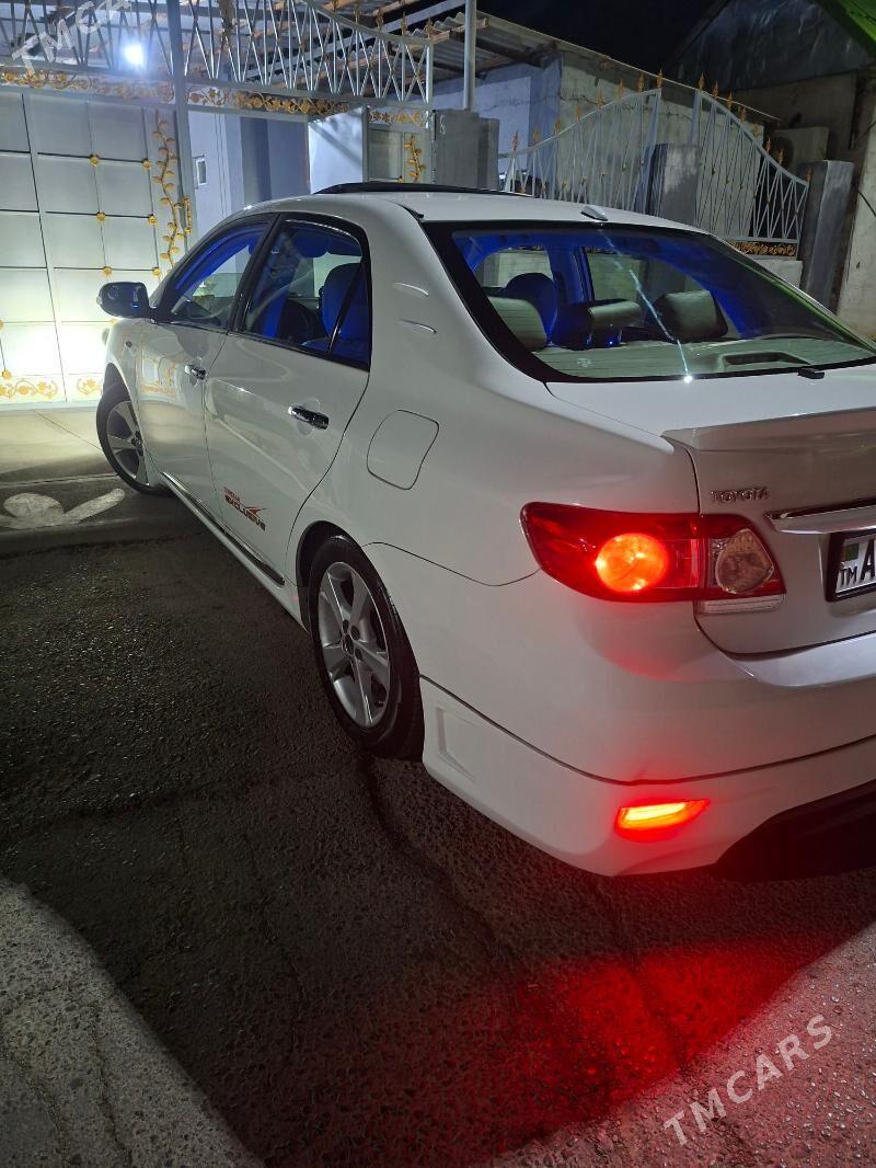 Toyota Corolla 2013 - 210 000 TMT - Бузмеин - img 3