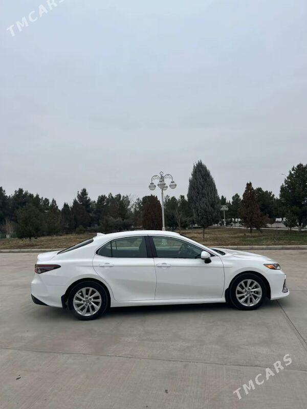 Toyota Camry 2021 - 300 000 TMT - Мары - img 3