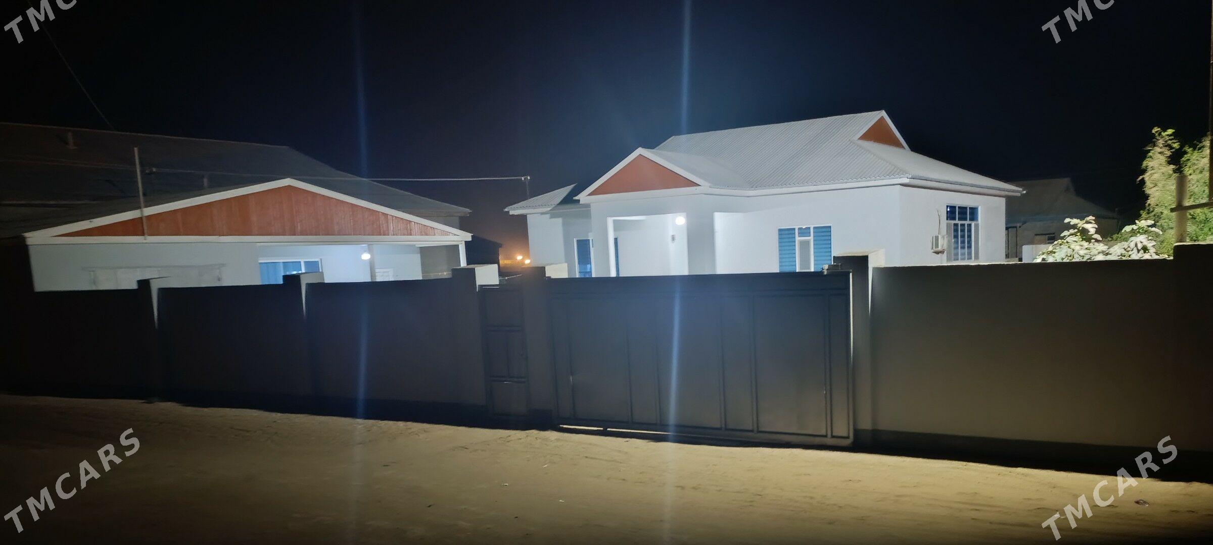 Satlyk jaý PRCAL EKEREM - Эсенгулы - img 1