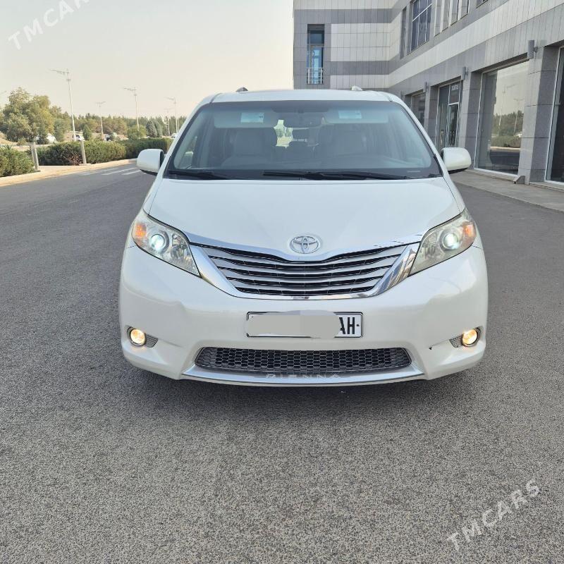 Toyota Sienna 2017 - 430 000 TMT - Ашхабад - img 8