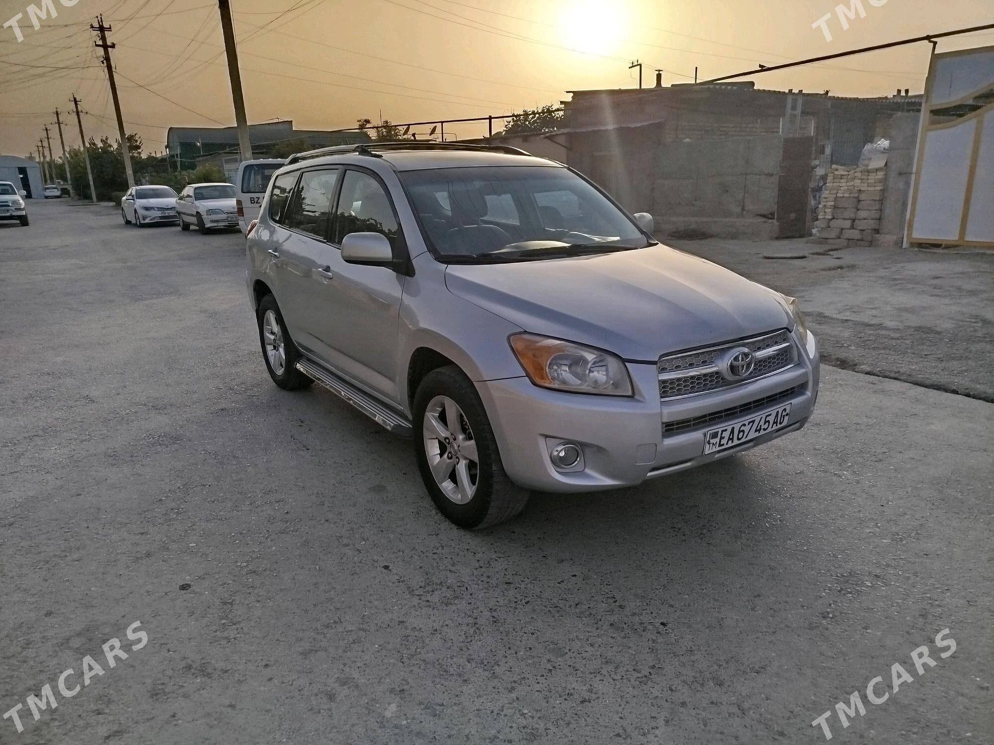 Toyota RAV4 2009 - 160 000 TMT - Хитровка - img 6