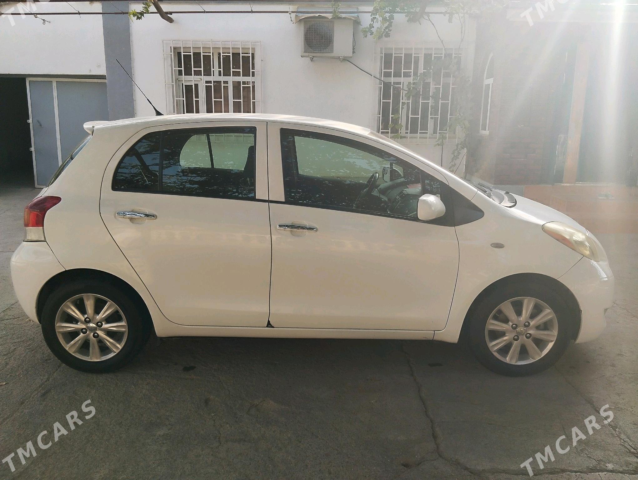 Toyota Yaris 2009 - 123 000 TMT - Багир - img 3
