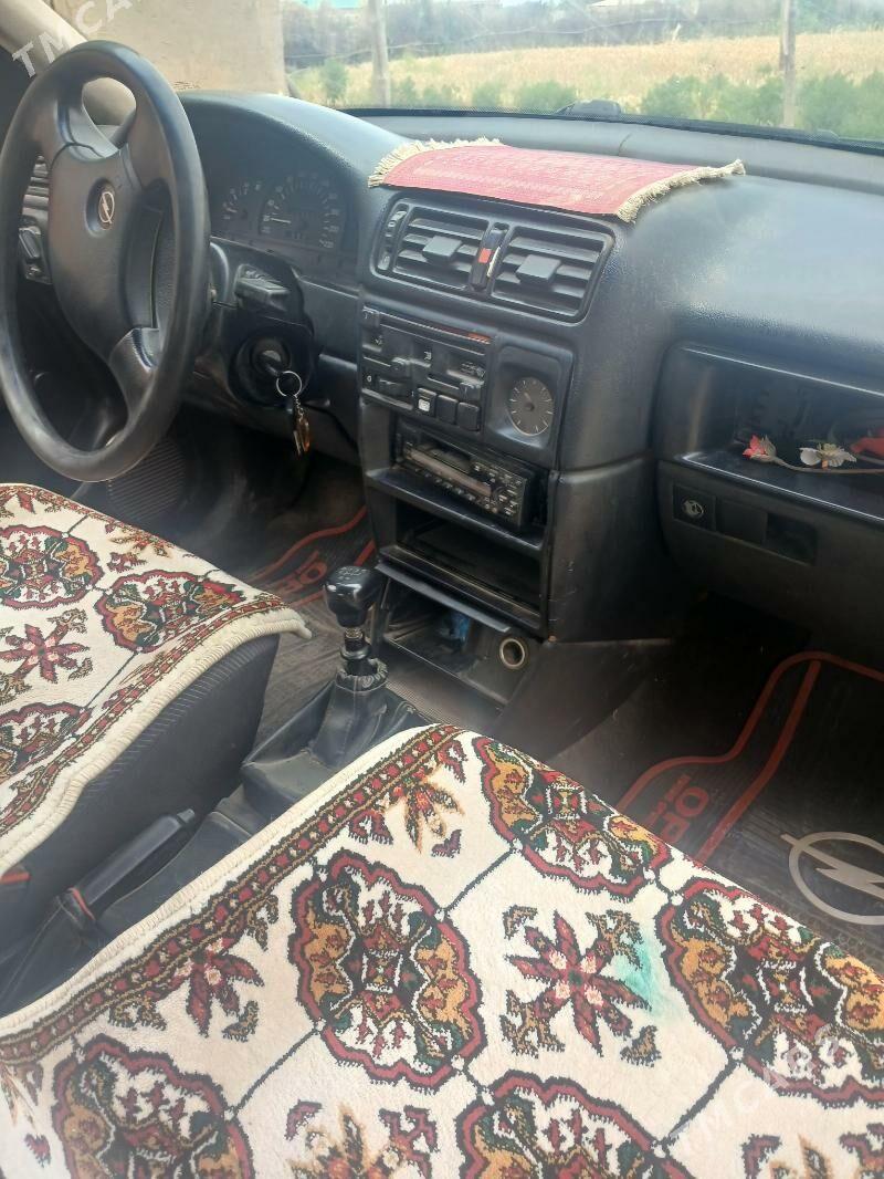 Opel Vectra 1991 - 40 000 TMT - Кёнеургенч - img 2