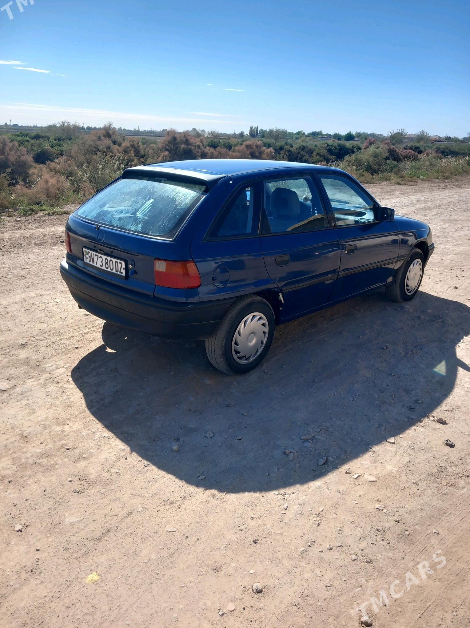 Opel Astra 1993 - 50 000 TMT - Дашогуз - img 2