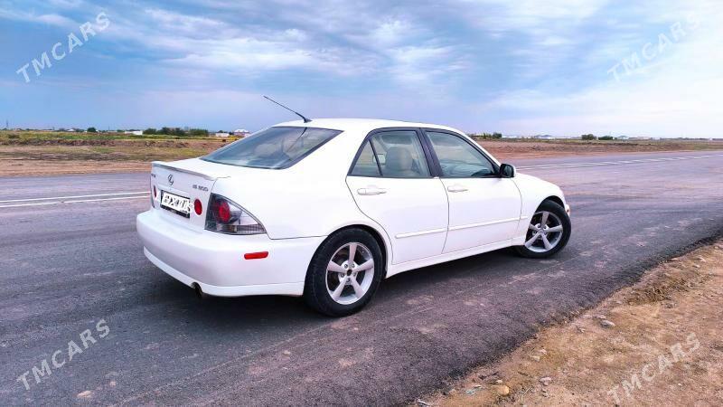 Lexus IS 300 2004 - 160 000 TMT - Кёнеургенч - img 3