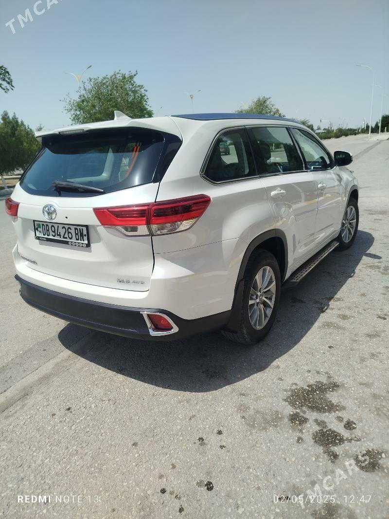 Toyota Highlander 2017 - 450 000 TMT - Туркменбаши - img 6
