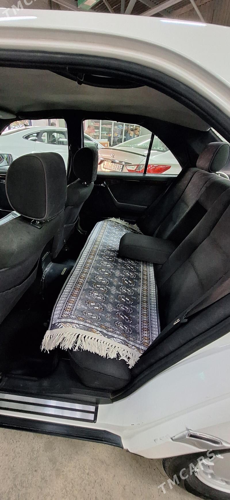 Mercedes-Benz C320 1996 - 78 000 TMT - Бедев - img 7