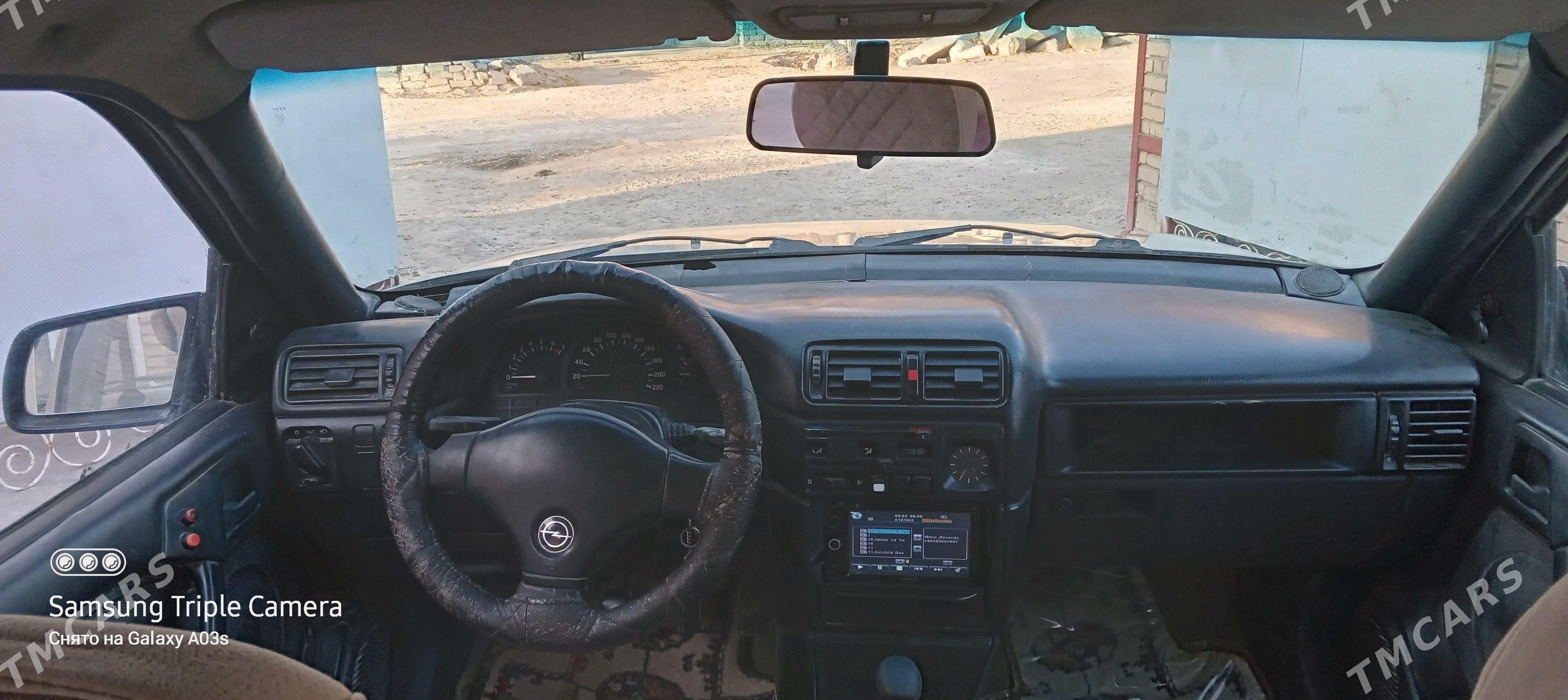 Opel Vectra 1990 - 36 000 TMT - Чарджоу - img 6