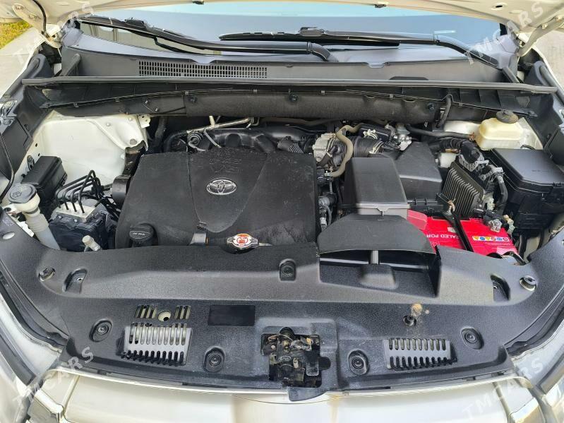 Toyota Highlander 2018 - 510 000 TMT - Ашхабад - img 3