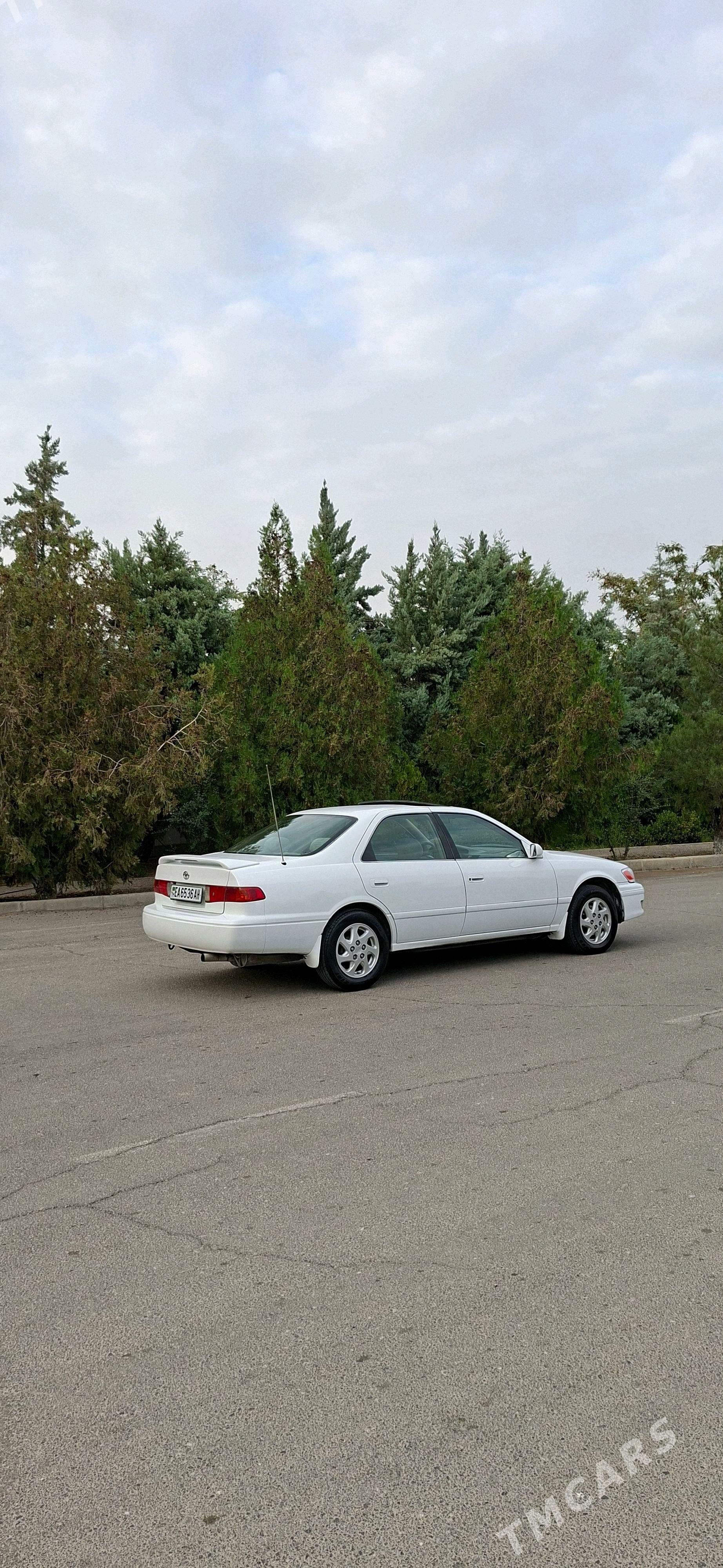 Toyota Camry 2000 - 142 000 TMT - Бахарден - img 3