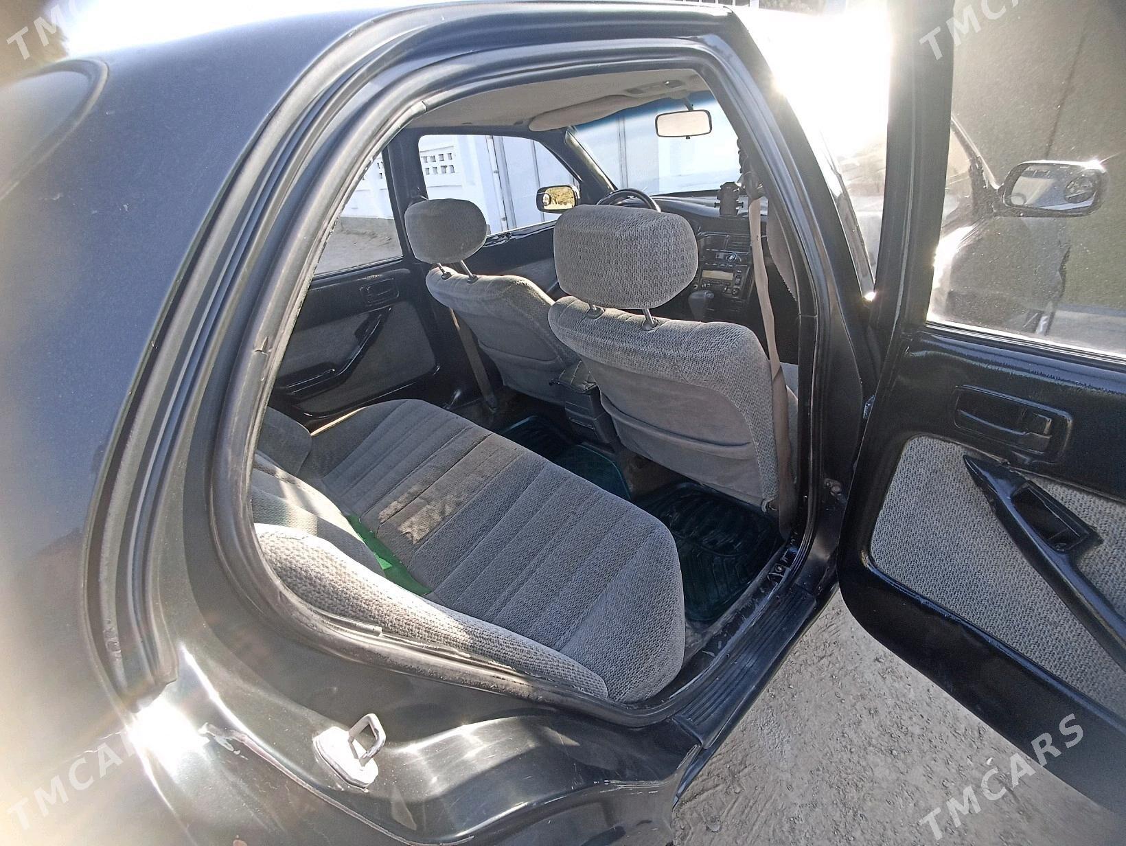 Toyota Camry 1993 - 37 000 TMT - Байрамали - img 2