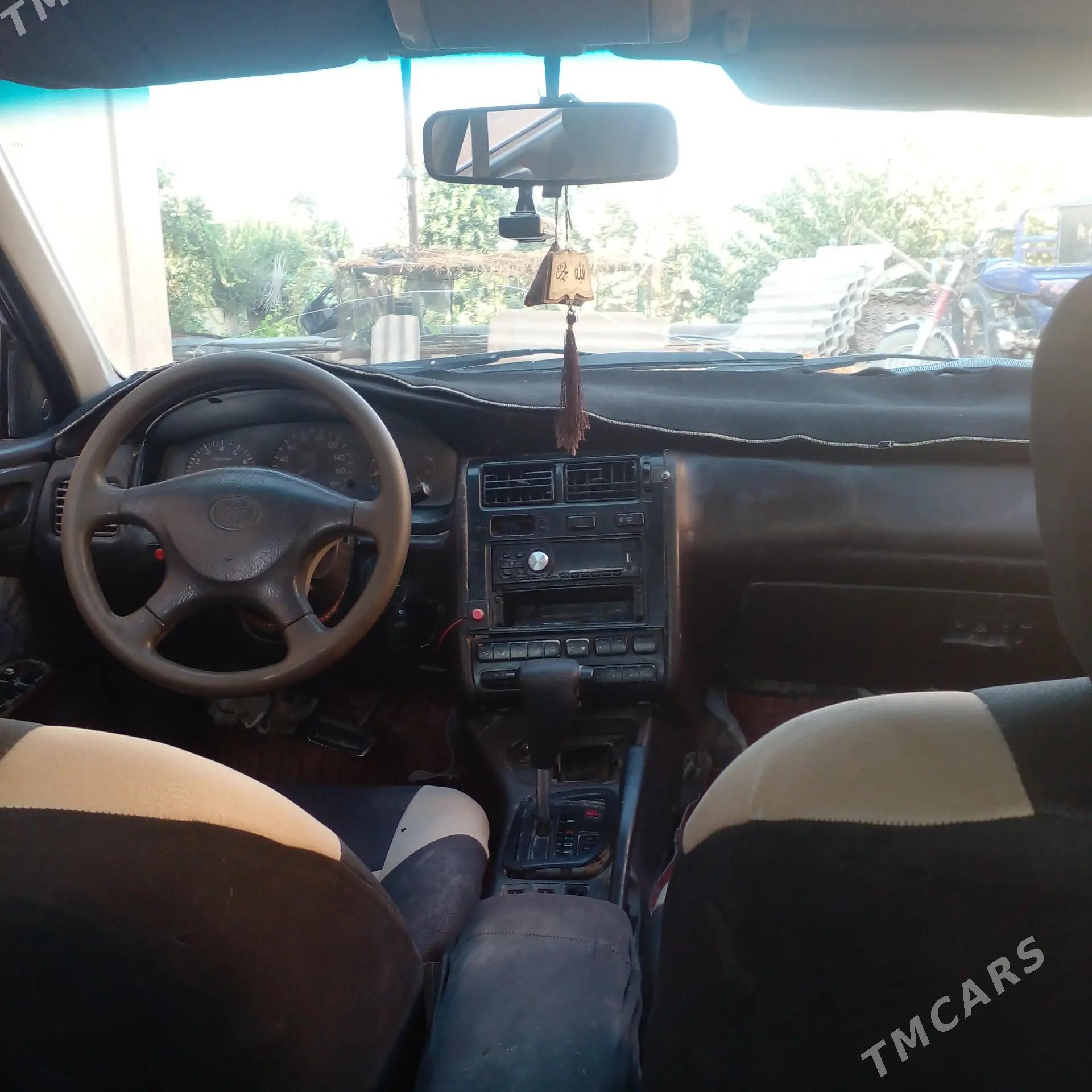 Toyota Corona 1995 - 40 000 TMT - Халач - img 8