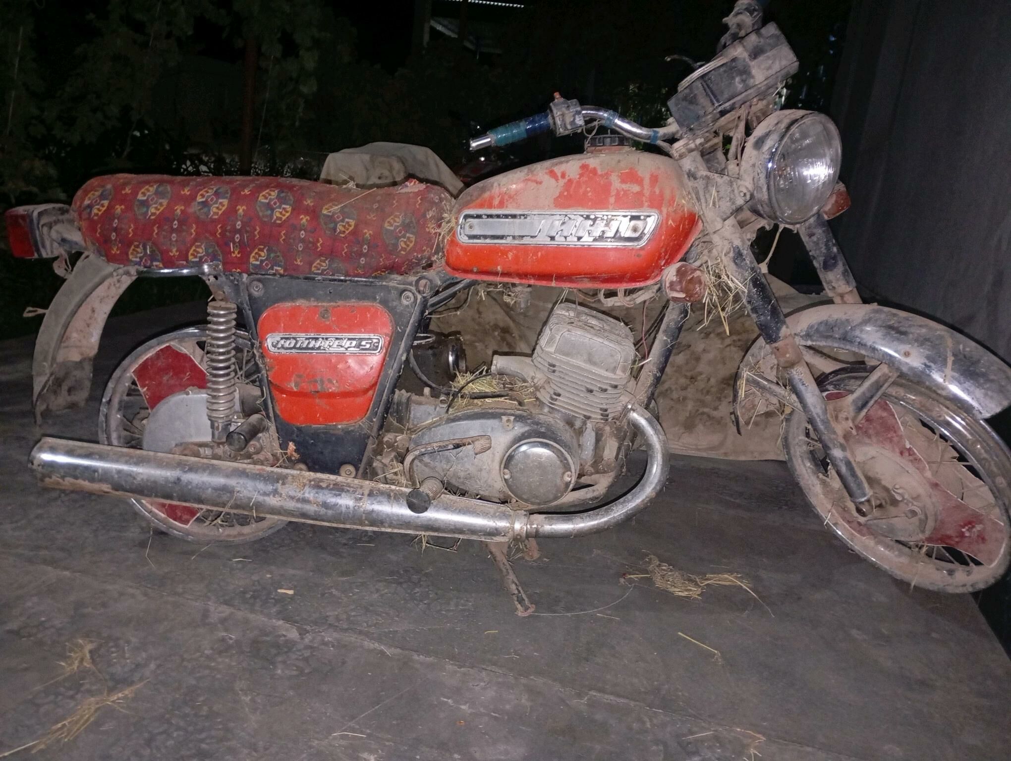 Iž Ýupiter 1994 - 11 000 TMT - Çärjew - img 3