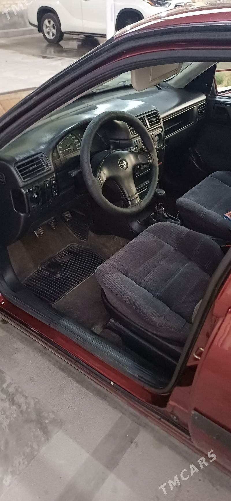 Opel Vectra 1993 - 53 000 TMT - Мары - img 6