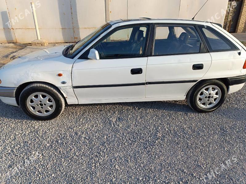 Opel Astra 1992 - 40 000 TMT - Mary - img 3