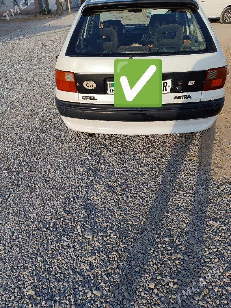 Opel Astra 1992 - 40 000 TMT - Mary - img 6