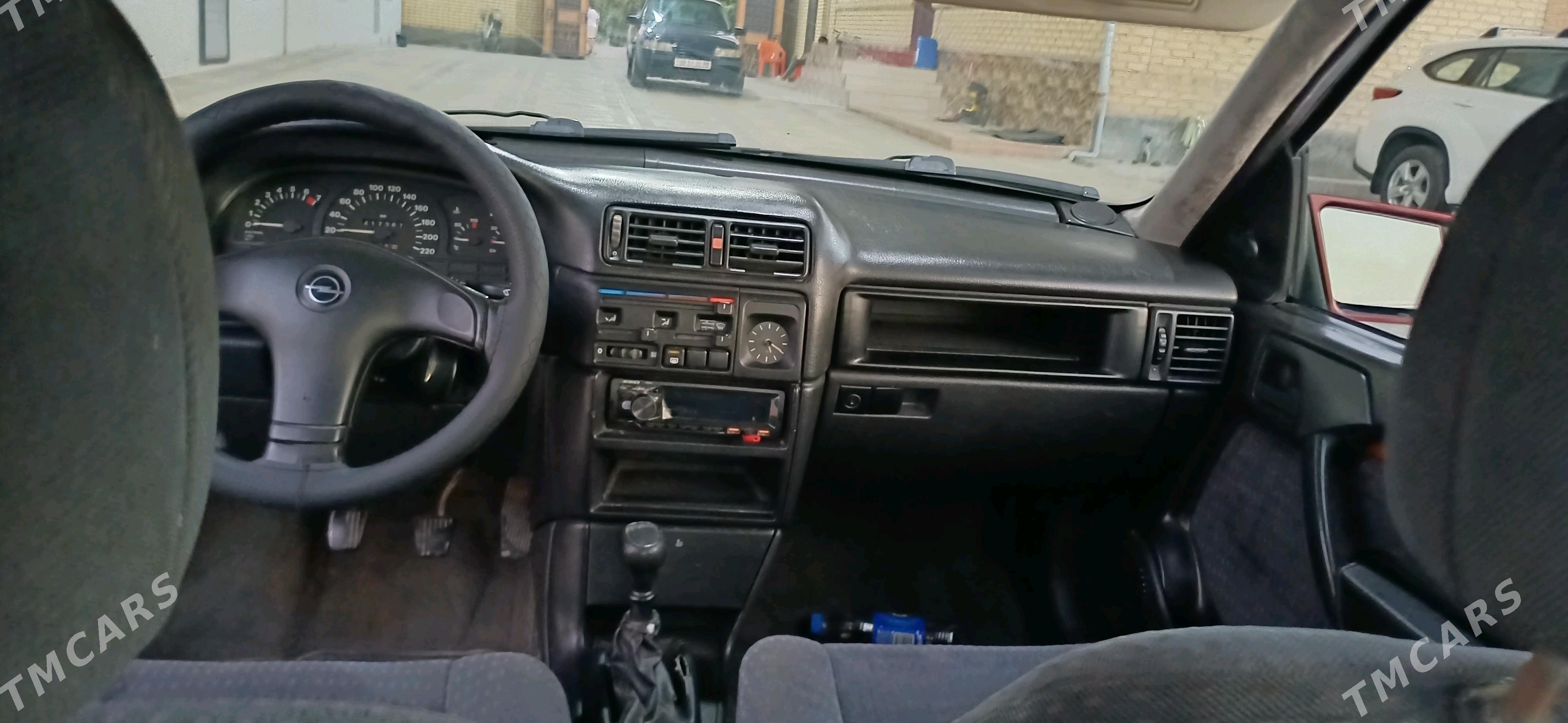 Opel Vectra 1993 - 53 000 TMT - Мары - img 10