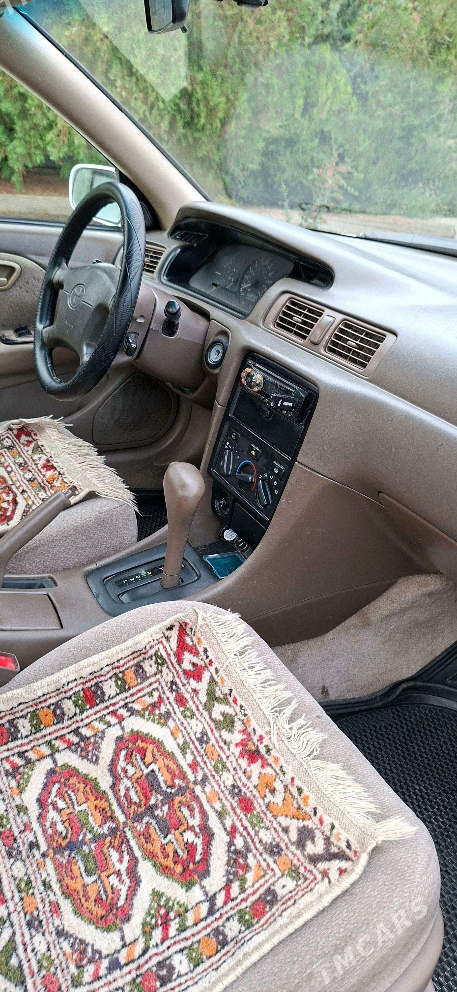 Toyota Camry 2000 - 142 000 TMT - Бахарден - img 4