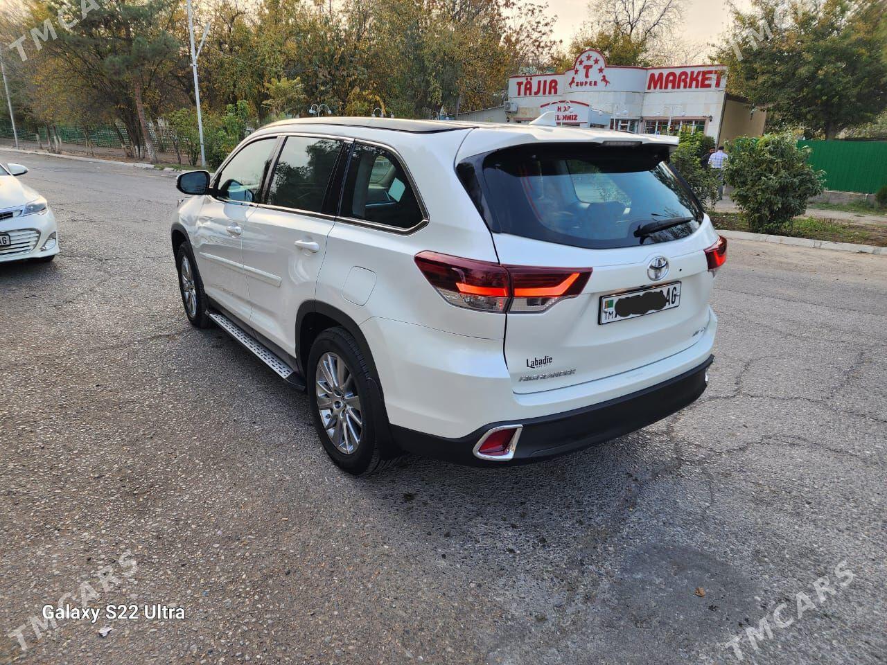 Toyota Highlander 2019 - 499 000 TMT - Aşgabat - img 8