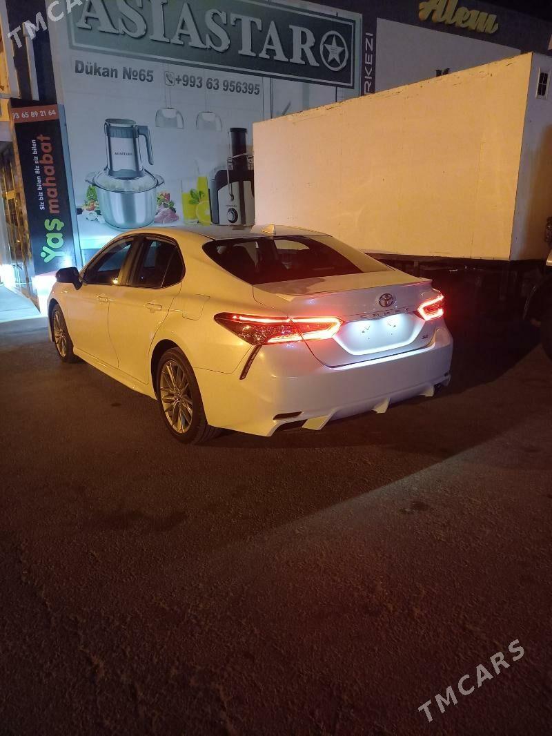 Toyota Camry 2021 - 380 000 TMT - Мары - img 4