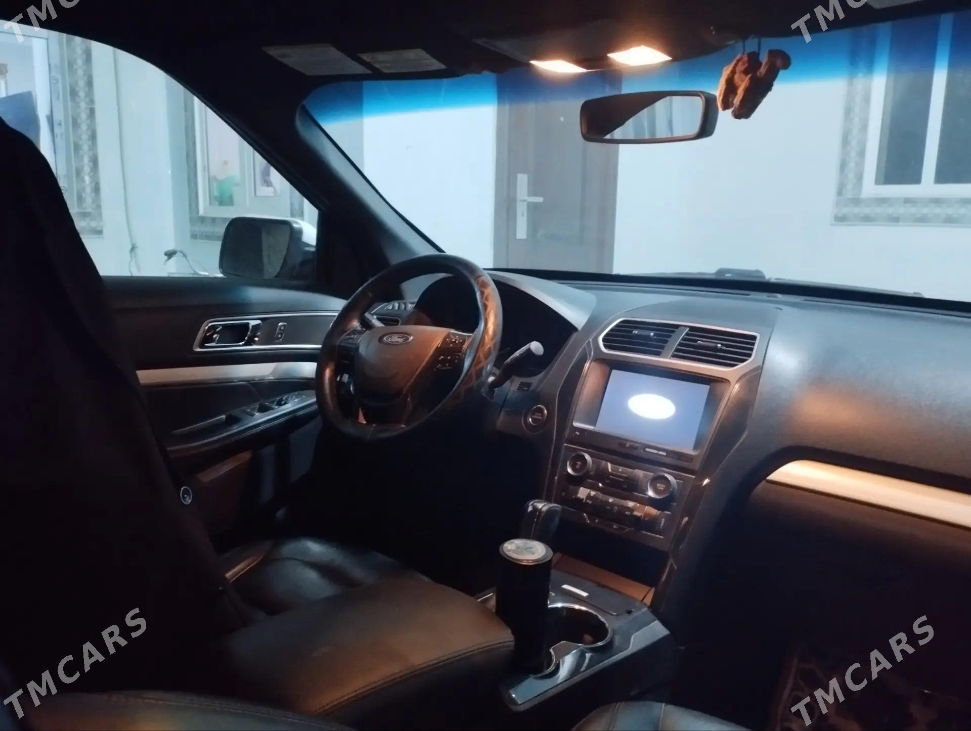 Ford Explorer 2018 - 400 000 TMT - Туркменабат - img 3