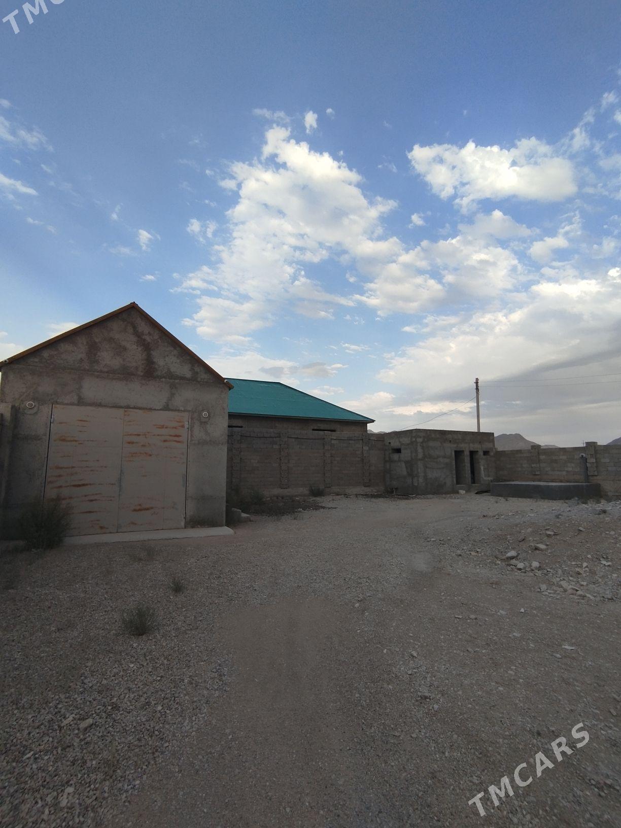 Satlyk yer - Balkanabat - img 2