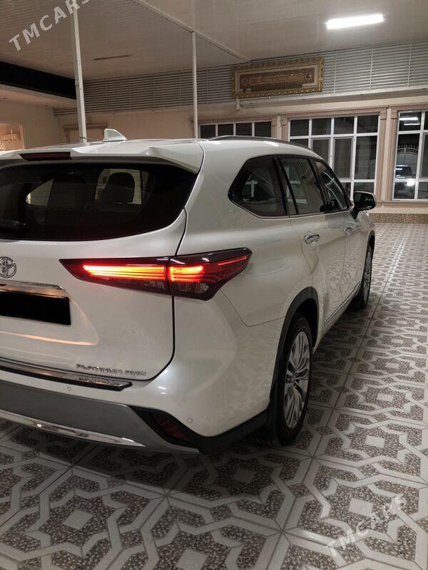 Toyota Highlander 2021 - 1 060 000 TMT - Ашхабад - img 8