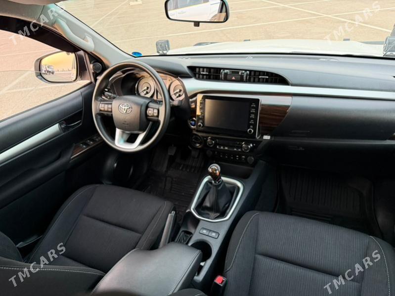 Toyota Hilux 2021 - 668 000 TMT - Ашхабад - img 7