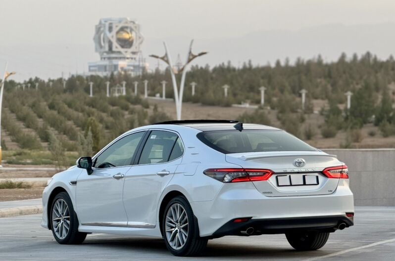 Toyota Camry 2023 - 726 000 TMT - Ашхабад - img 8