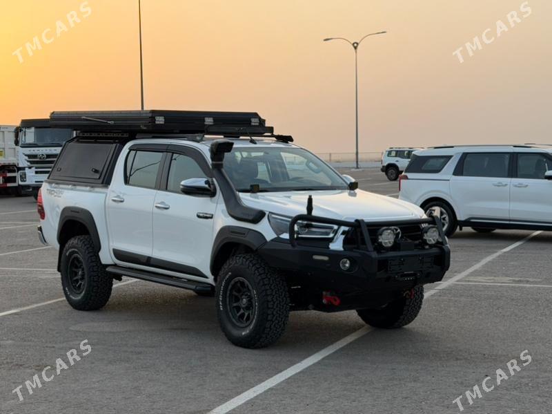 Toyota Hilux 2021 - 668 000 TMT - Ашхабад - img 8