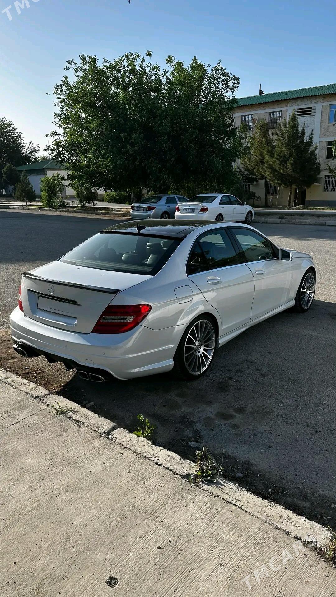 Mercedes-Benz C350 2008 - 220 000 TMT - G.Kuliýew köç. (Obýezdnoý) - img 4