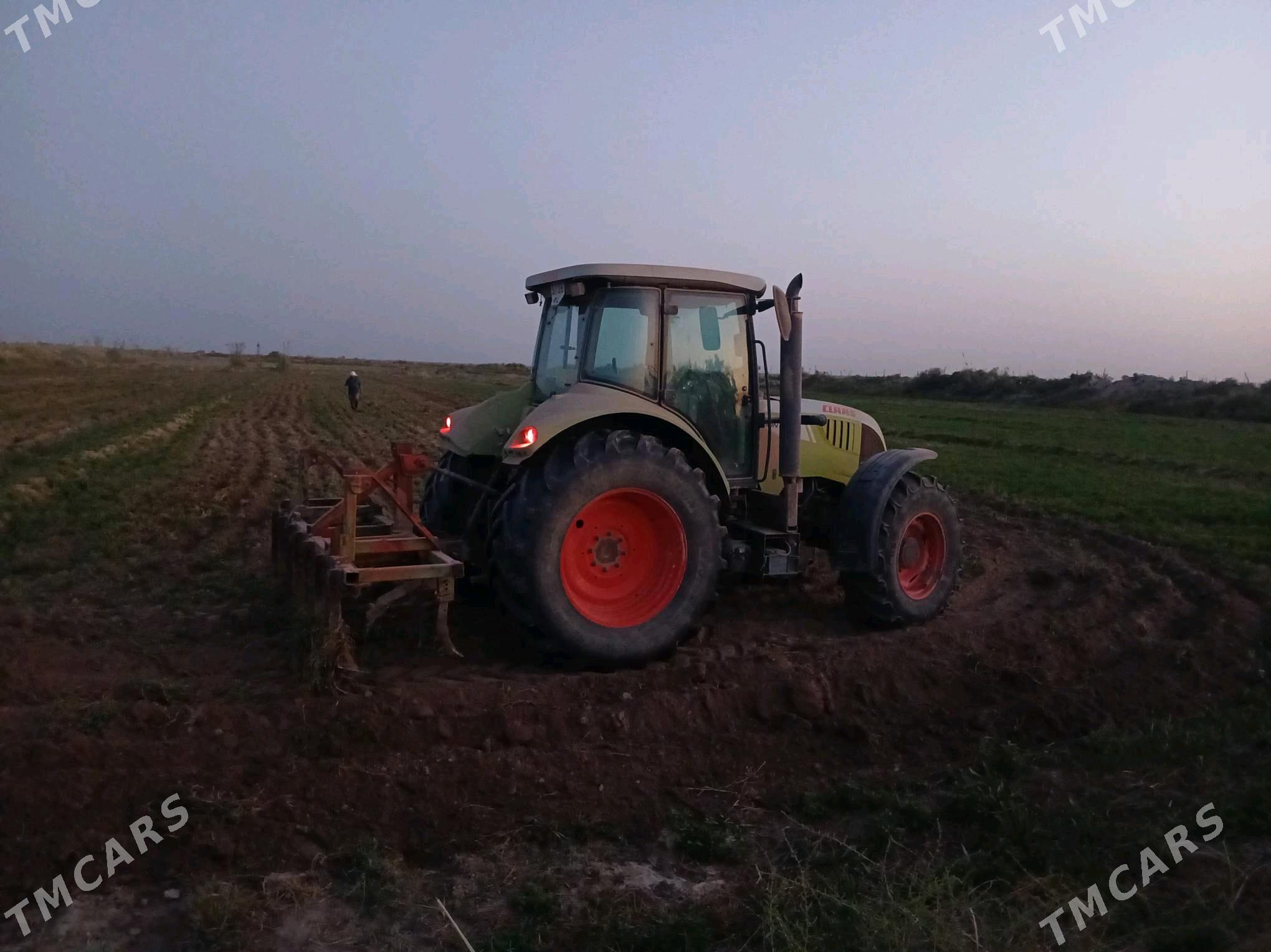 MTZ 82 2011 - 500 000 TMT - Фарап - img 4