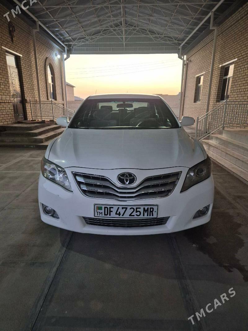 Toyota Camry 2010 - 180 000 TMT - Байрамали - img 4