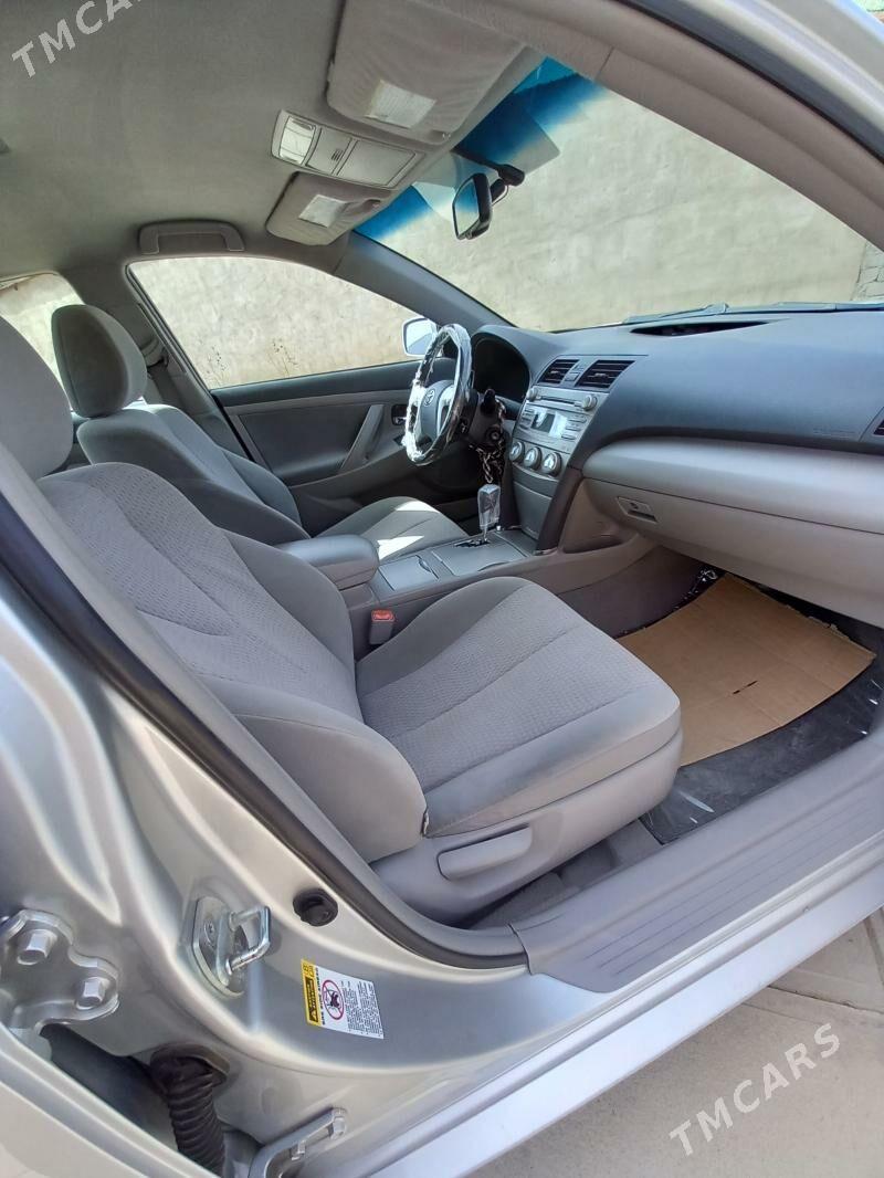 Toyota Camry 2010 - 232 000 TMT - Balkanabat - img 8