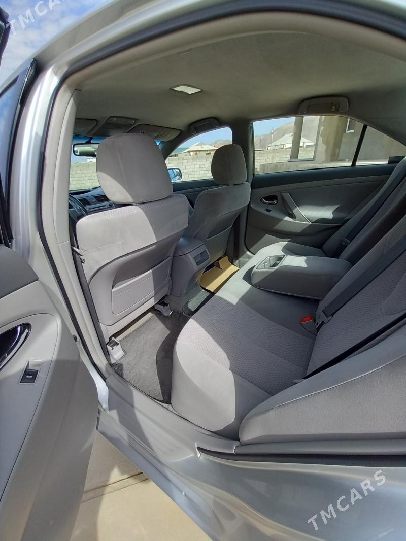 Toyota Camry 2010 - 232 000 TMT - Balkanabat - img 7