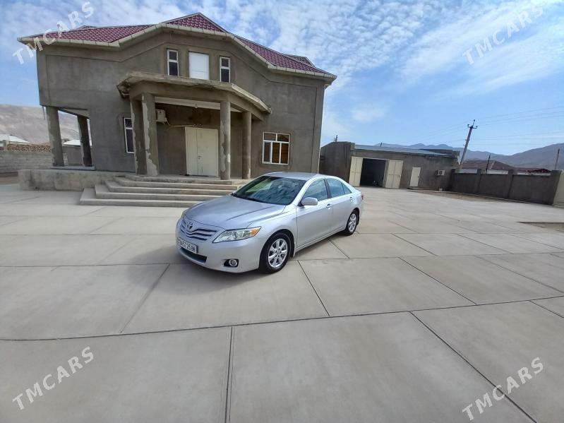 Toyota Camry 2010 - 232 000 TMT - Balkanabat - img 6