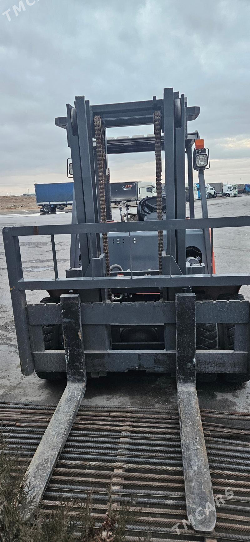 XCMG ZL50 2013 - 700 000 TMT - Aşgabat - img 5