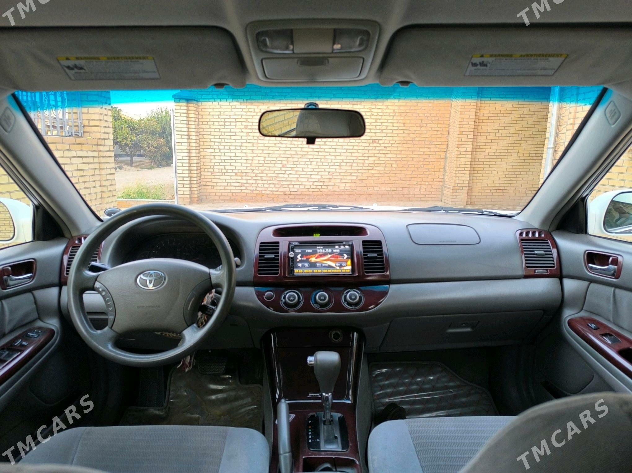 Toyota Camry 2006 - 168 000 TMT - Халач - img 8