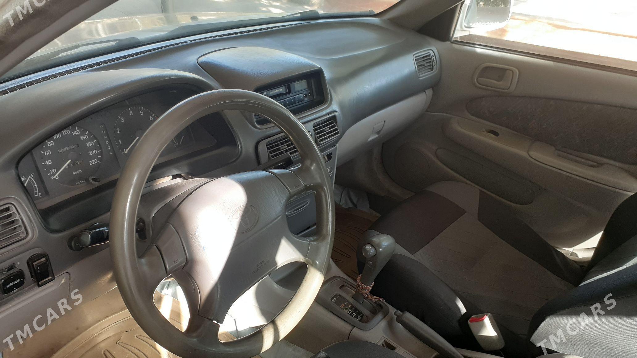 Toyota Corolla 1998 - 60 000 TMT - Гарабекевюл - img 1