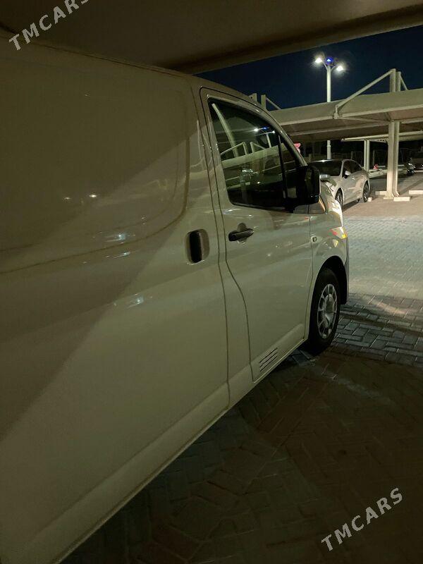 Toyota Hiace 2024 - 540 000 TMT - Мары - img 4