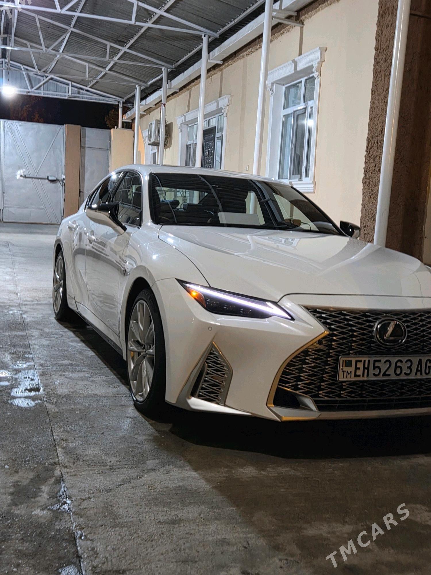 Lexus IS 350 2024 - 600 000 TMT - Büzmeýin - img 9